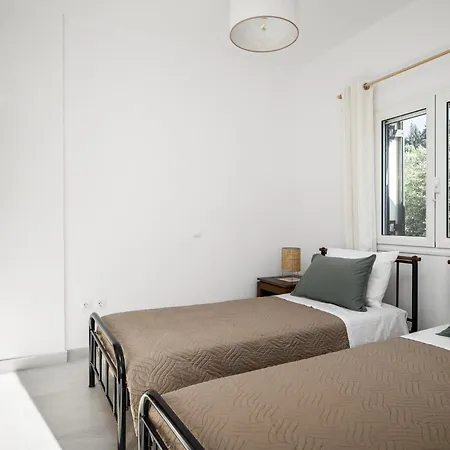 Conte Marco Sunny Garden * Mesongí